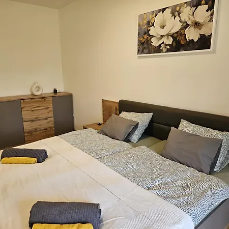 Jisoo * בודפשט