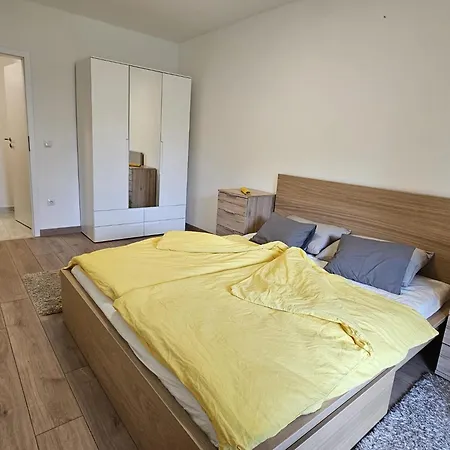 Jisoo Budapešť